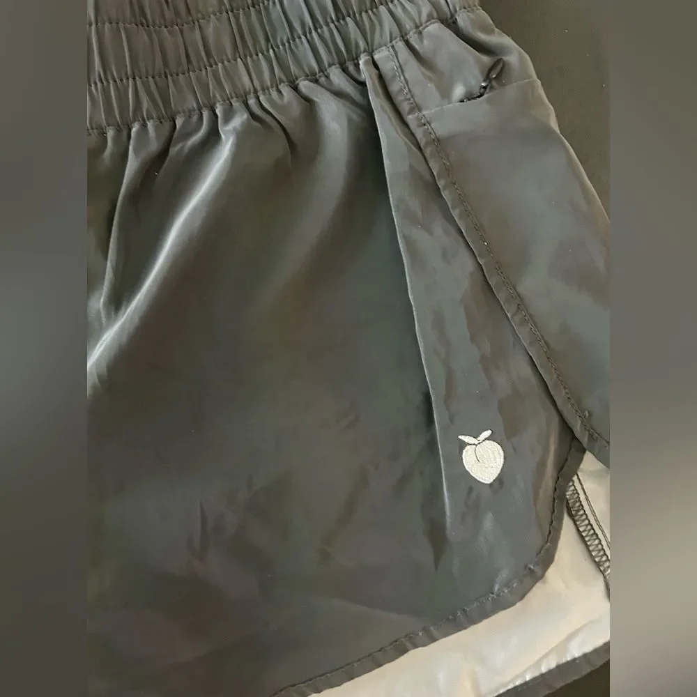 Flexliving reflective, running shorts gray size Med